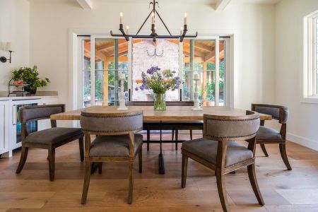bcb-alamo-ec-0130-DiningTableHero.jpg