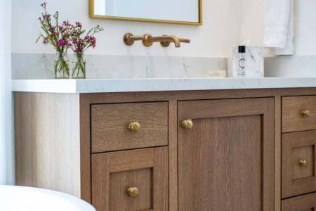 bcb-alamo-ec-0160-MasterBathroomVanityDetail.jpg
